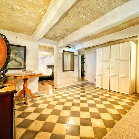 بيت ضيافة House Of Pomegranates By Holi