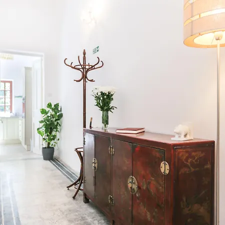 بيت ضيافة House Of Pomegranates By Holi