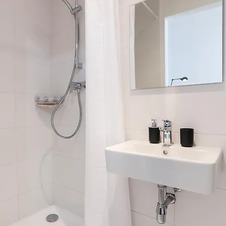 House Of Pomegranates By Holi سليمة