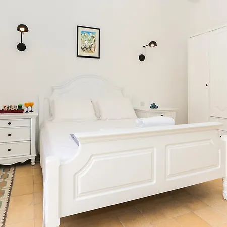 House Of Pomegranates By Holi بيت ضيافة سليمة