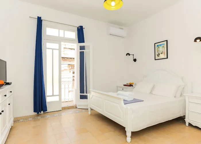 Guest house House Of Pomegranates By Holi 4*